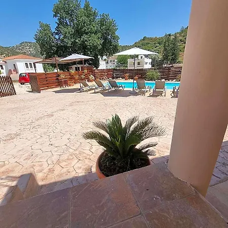 Potamos Hotel Polis