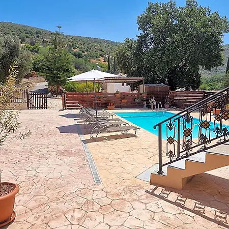 Potamos 2* Polis