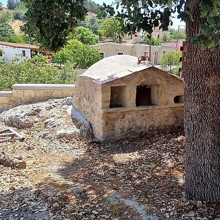 Hotel Potamos Polis