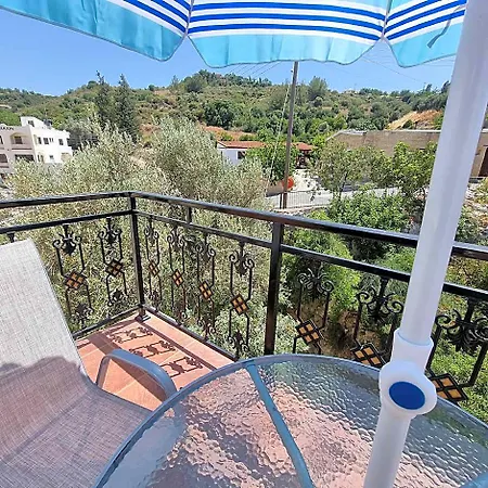 Potamos 2* Polis