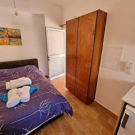 Potamos Hotel